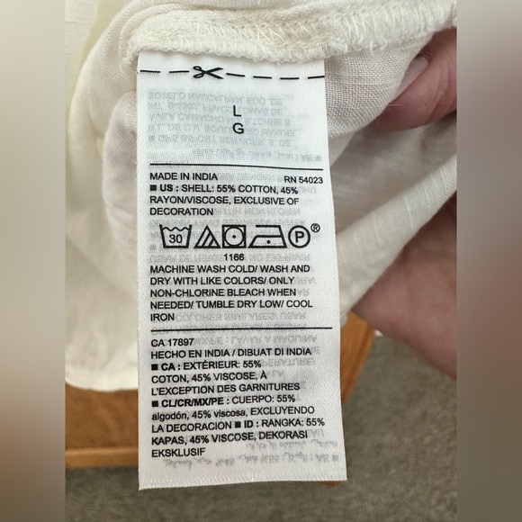 Old Navy Boat Neck Lightweight Pullover Top White w/Black Stitching Size Large - Picture 4 of 8